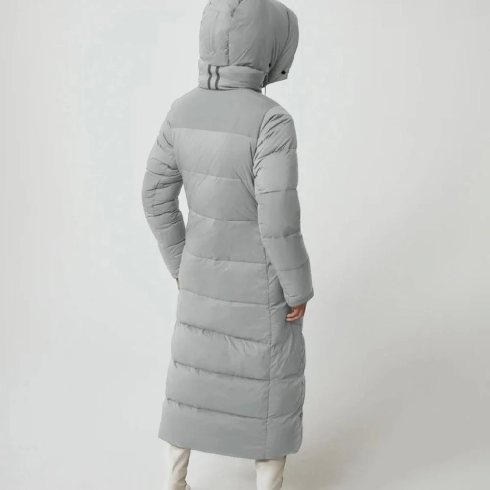 Brand: Canada goose Alliston parka. Size: medium. Color: light gray - Picture 3 of 9
